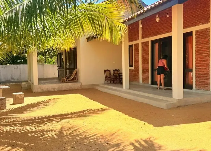 Ma'Moon Beach Villa